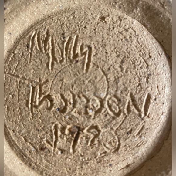 Pottery Pot - Picture 4 of 4